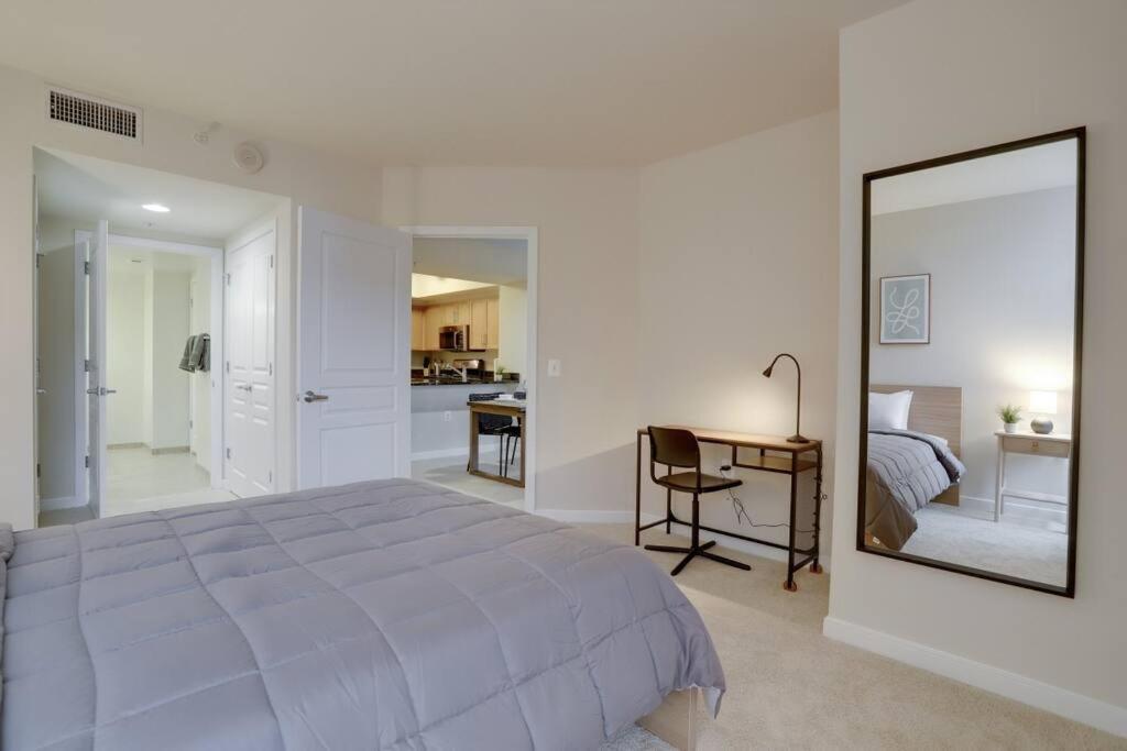Pentagon City Comfort Modern Stay Arlington Esterno foto