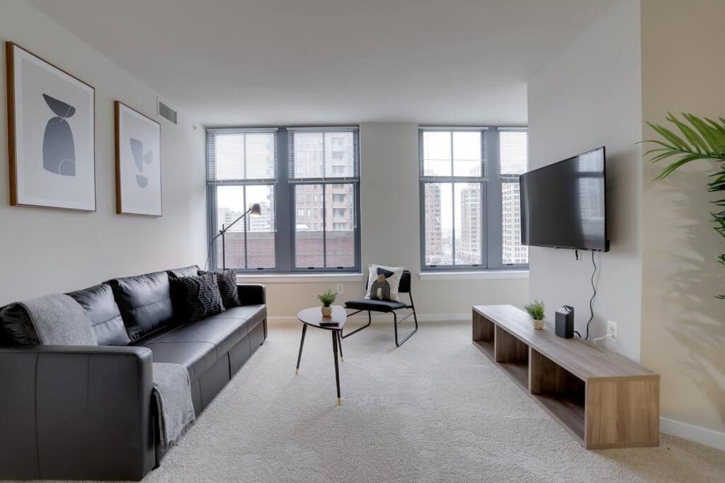Pentagon City Comfort Modern Stay Arlington Esterno foto