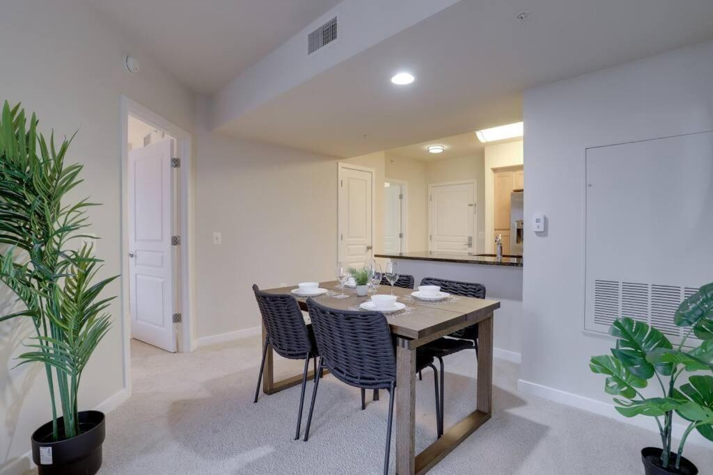 Pentagon City Comfort Modern Stay Arlington Esterno foto
