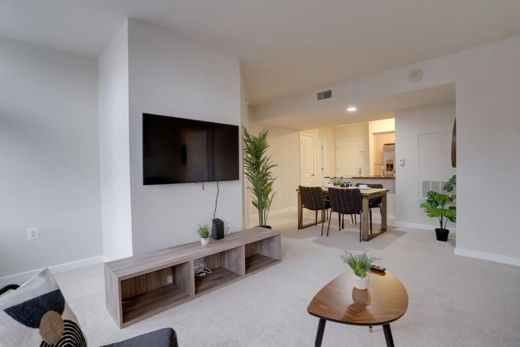 Pentagon City Comfort Modern Stay Arlington Esterno foto